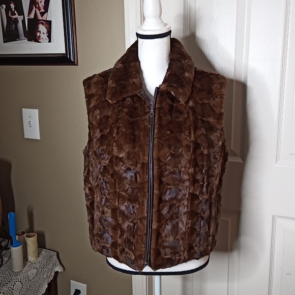 Gorgeous Alberto Makali Glow Brown Mink Fur Vest w/Quilted Lining Sz. XL - Picture 1 of 10